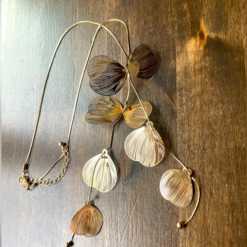Flower Gold Necklace